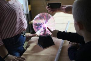 MNN 2018_048